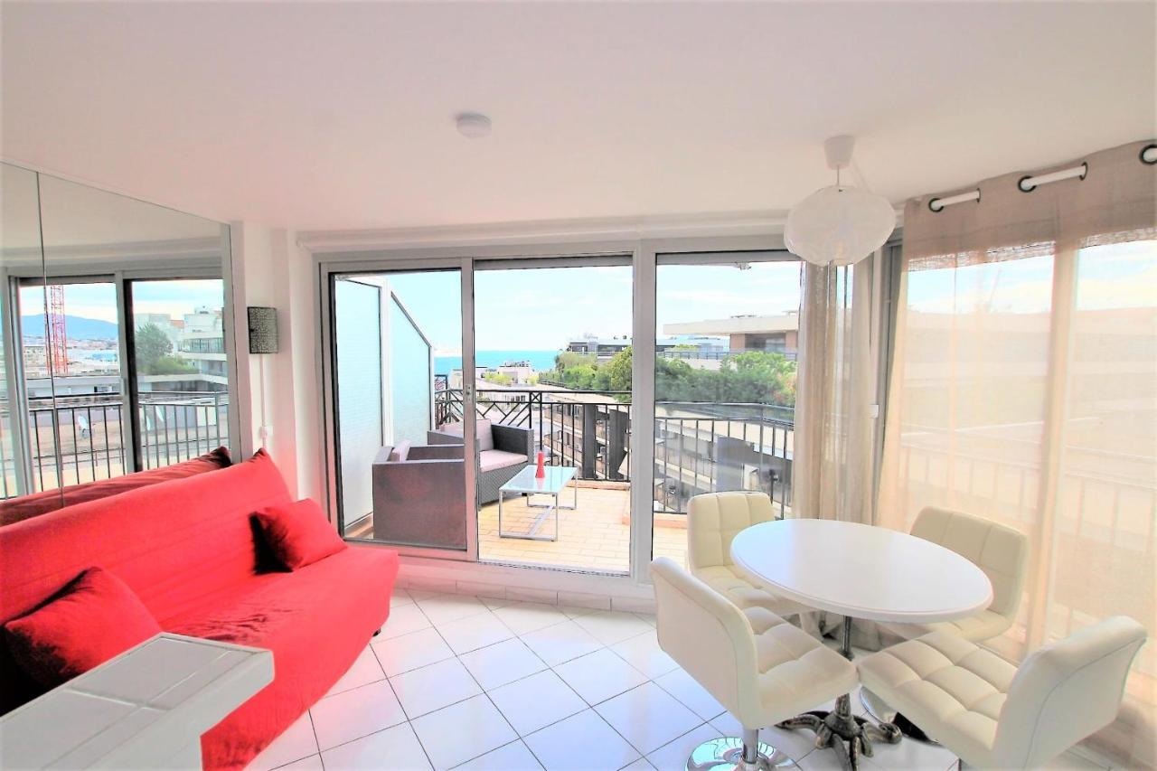 Nice Apartment Last Floor With Terrace And Clear View On The Sea Cannes Exteriör bild