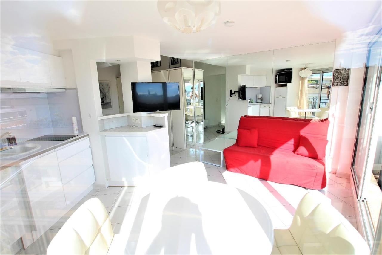 Nice Apartment Last Floor With Terrace And Clear View On The Sea Cannes Exteriör bild